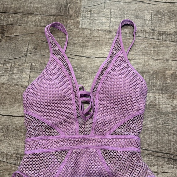 NWOT!! Becca by Rebecca - Virtue Network Show & Tell Plunge One Piece Swimsuit - Picture 5 of 8
